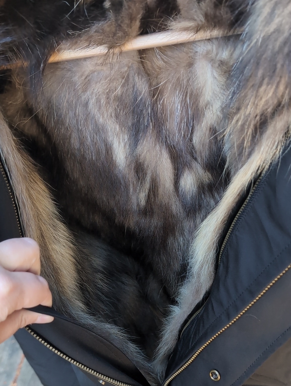 Jing Raccoon Fur Lined Jacket All Weather Heavy Duty - Picture 4 of 5